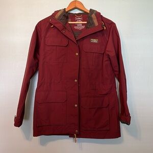 LL Bean Women's Mountain Classic Water-Resistant Jacket